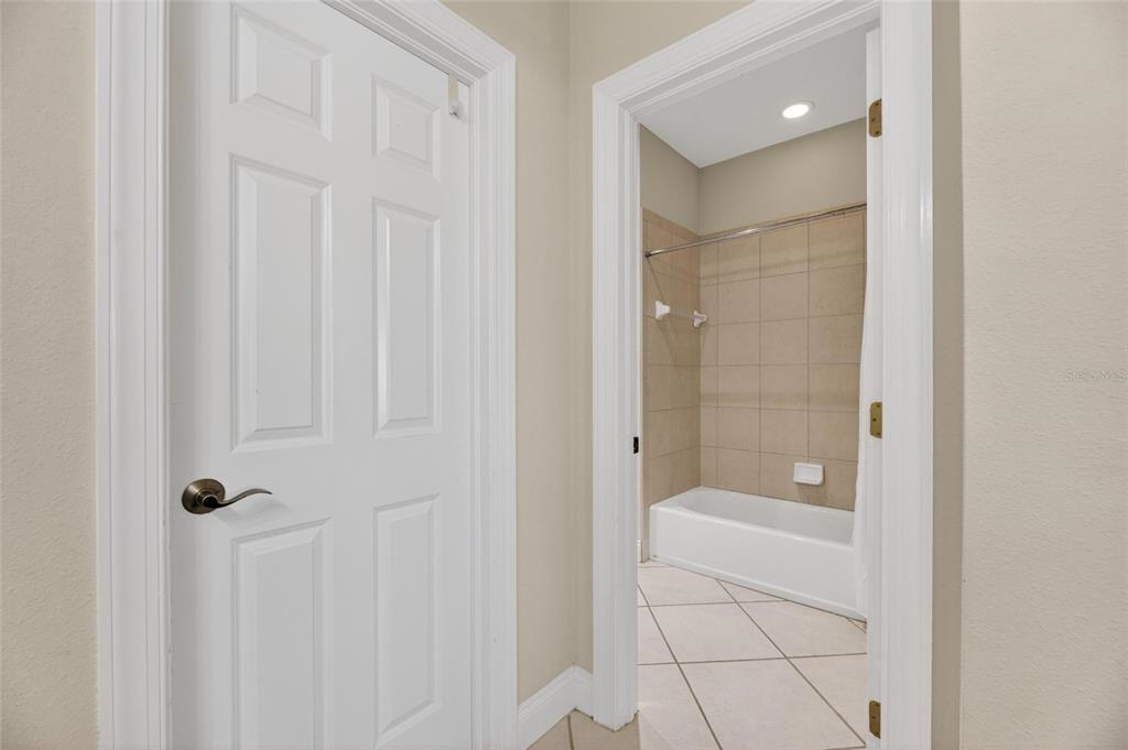 5536 Luminar Pointe Lane Apollo Beach, FL 33572 - Photo 59 of 96