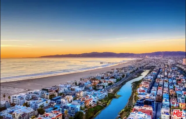 $3,500,000 | 5205 Ocean Front Walk, Unit 201, Marina del Rey, CA 90292