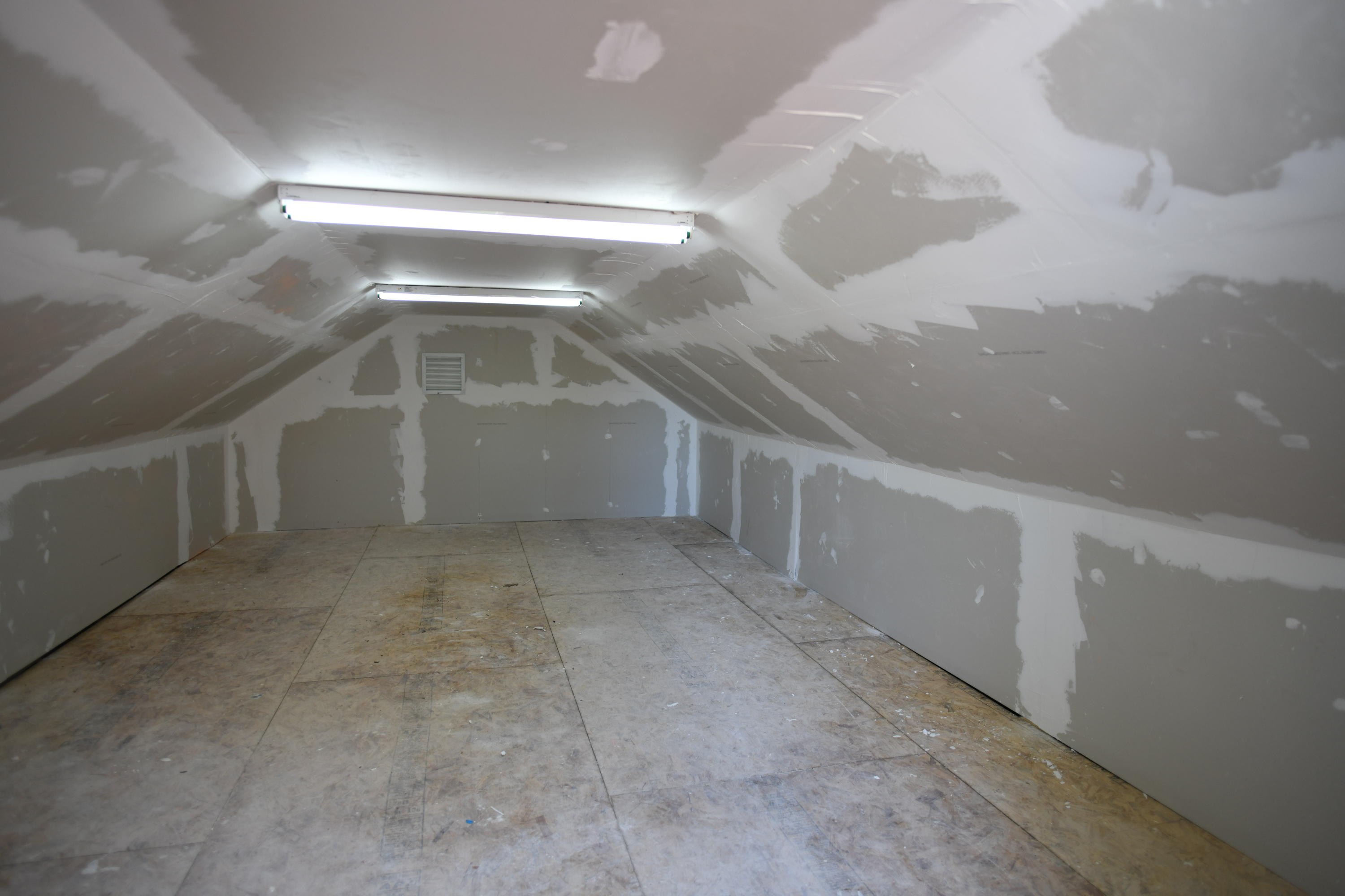 1223 Foust Carney Road Powell, TN 37849 - Photo 21 of 27 Storage or hobby area above garage