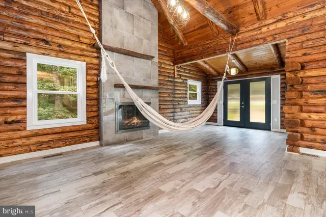 $685,000 | 112 England Run Lane, Fredericksburg, VA 22406