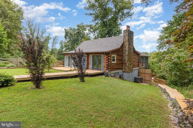 $685,000 | 112 England Run Lane, Fredericksburg, VA 22406
