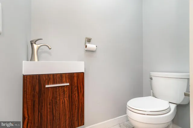 $685,000 | 112 England Run Lane, Fredericksburg, VA 22406