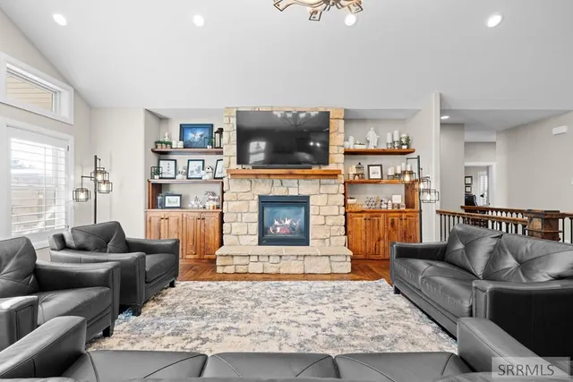 $950,000 | 6138 Pheasant Drive, Ammon, ID 83401