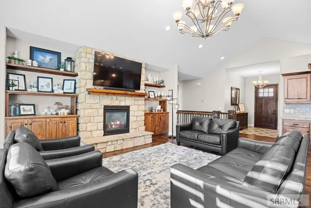 $950,000 | 6138 Pheasant Drive, Ammon, ID 83401