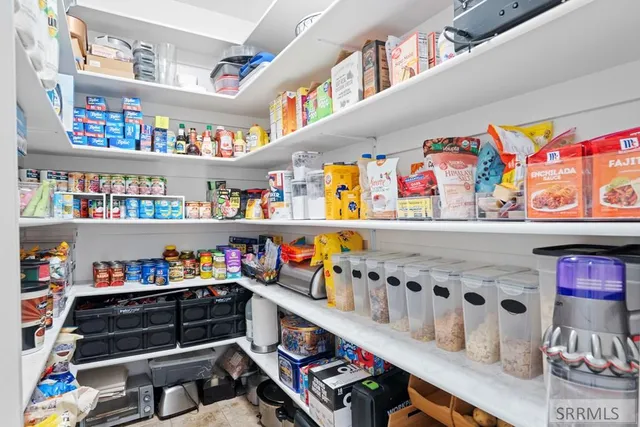 $950,000 | 6138 Pheasant Drive, Ammon, ID 83401