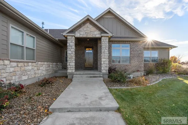 $950,000 | 6138 Pheasant Drive, Ammon, ID 83401