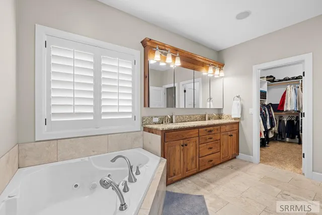 $925,000 | 6138 Pheasant Drive, Ammon, ID 83401