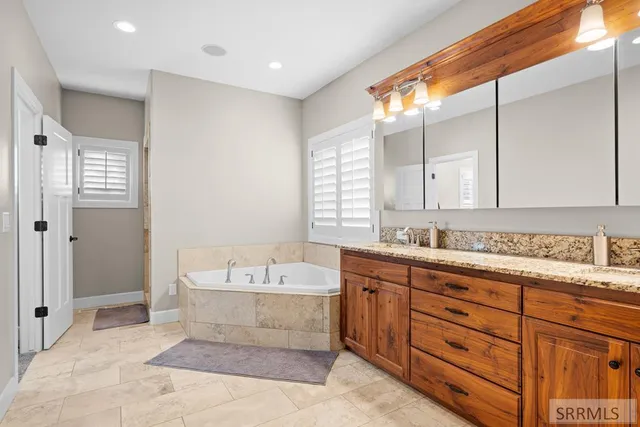 $925,000 | 6138 Pheasant Drive, Ammon, ID 83401