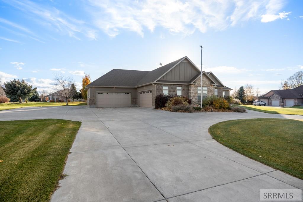 6138 Pheasant Drive Ammon, ID 83401 - Photo 7 of 94