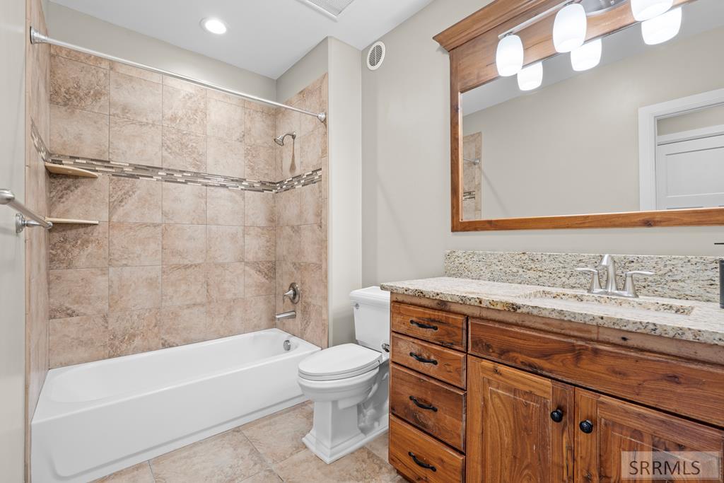 6138 Pheasant Drive Ammon, ID 83401 - Photo 80 of 94