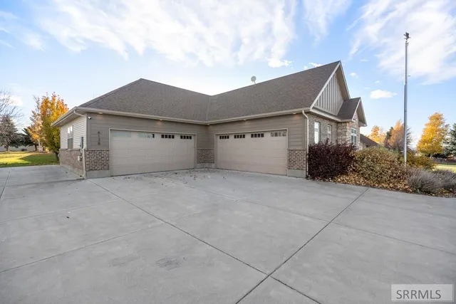 $950,000 | 6138 Pheasant Drive, Ammon, ID 83401
