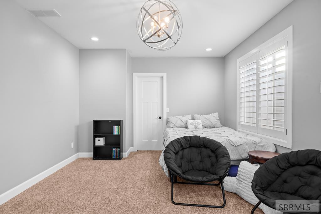 6138 Pheasant Drive Ammon, ID 83401 - Photo 83 of 94