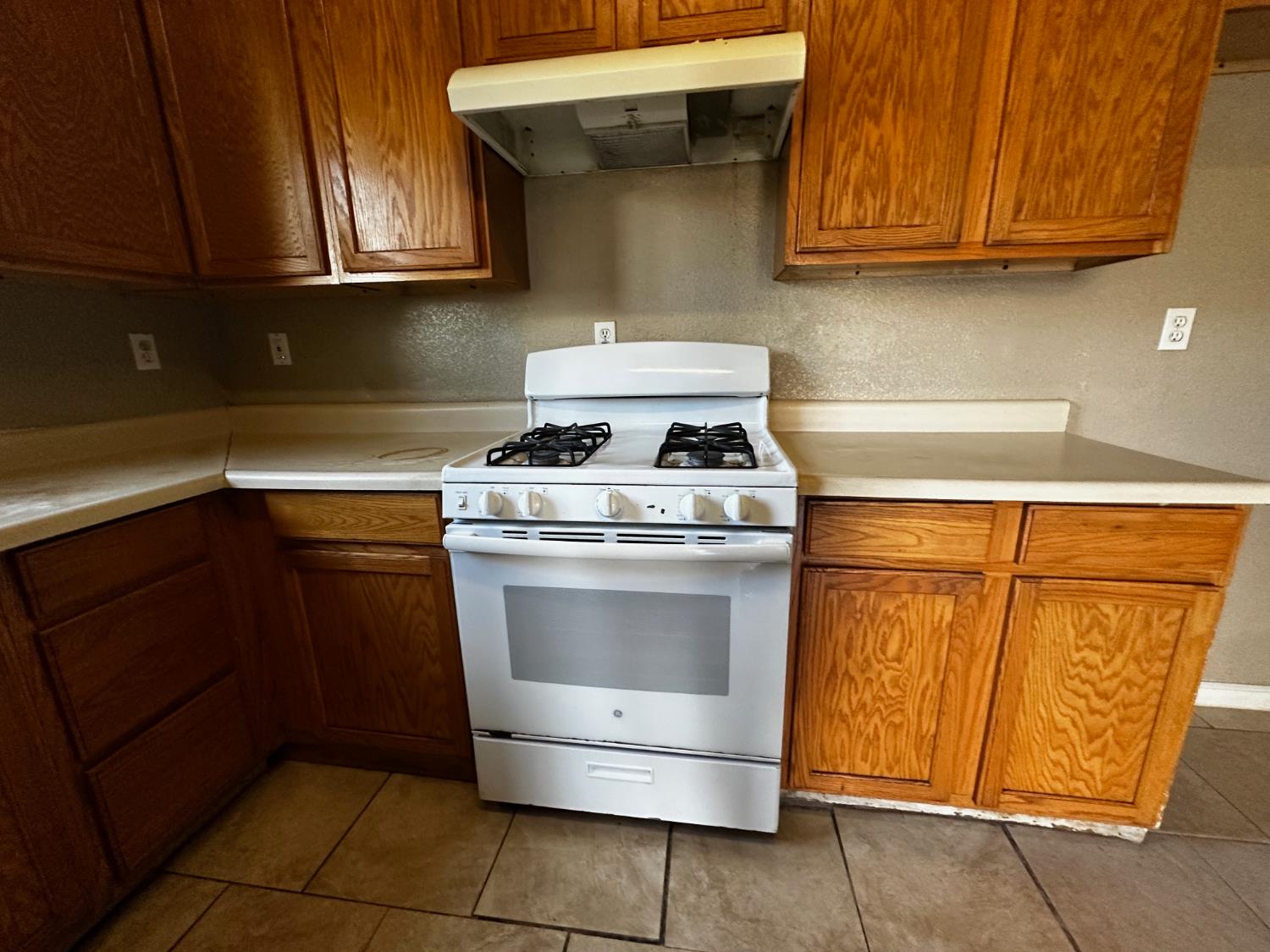 109 Rosemont Avenue Modesto, CA 95351 - Photo 8 of 20