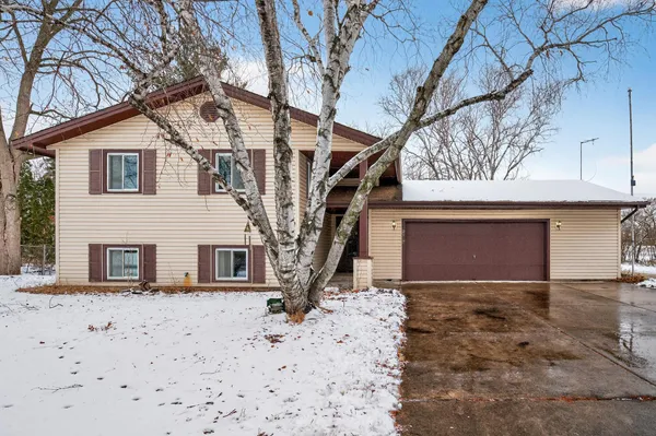 $350,000 | 2917 142nd Lane Northwest, Andover, MN 55304