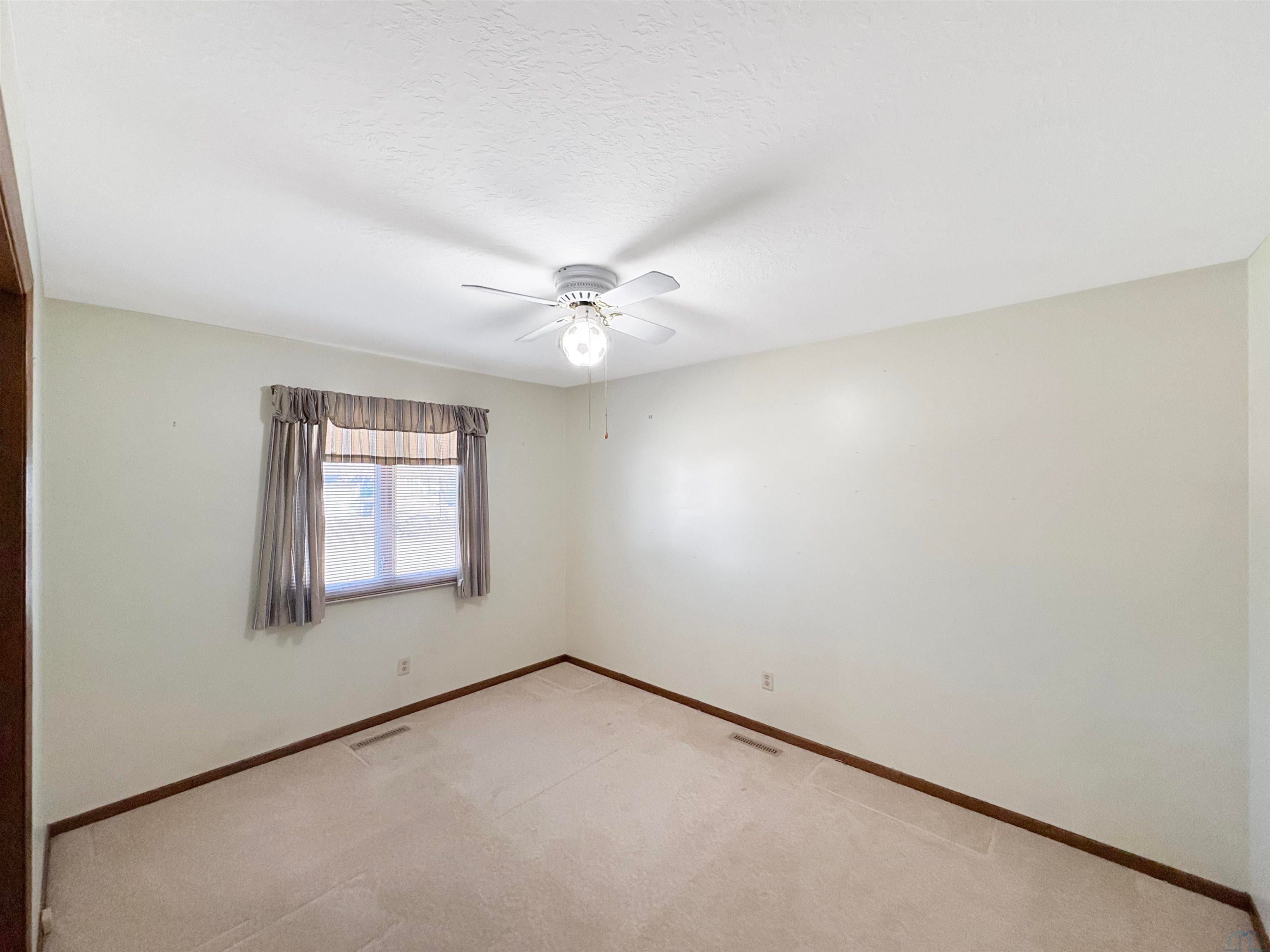 2510 Canterbury Road Sergeant Bluff, IA 51054 - Photo 12 of 25 Gallery Image 12