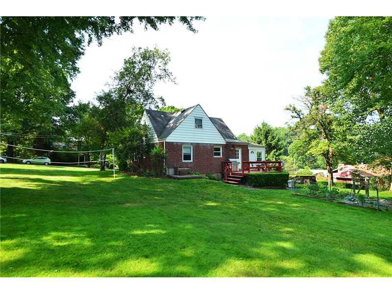 1144 Robinson Road Pittsburgh, PA 15237 - Photo 16 of 16 Yard/Garden.