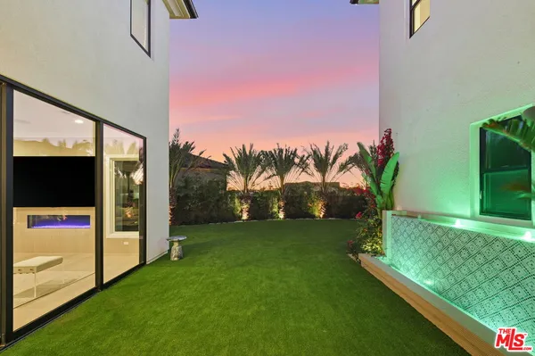 a view of an outdoor space yard and entertaining space