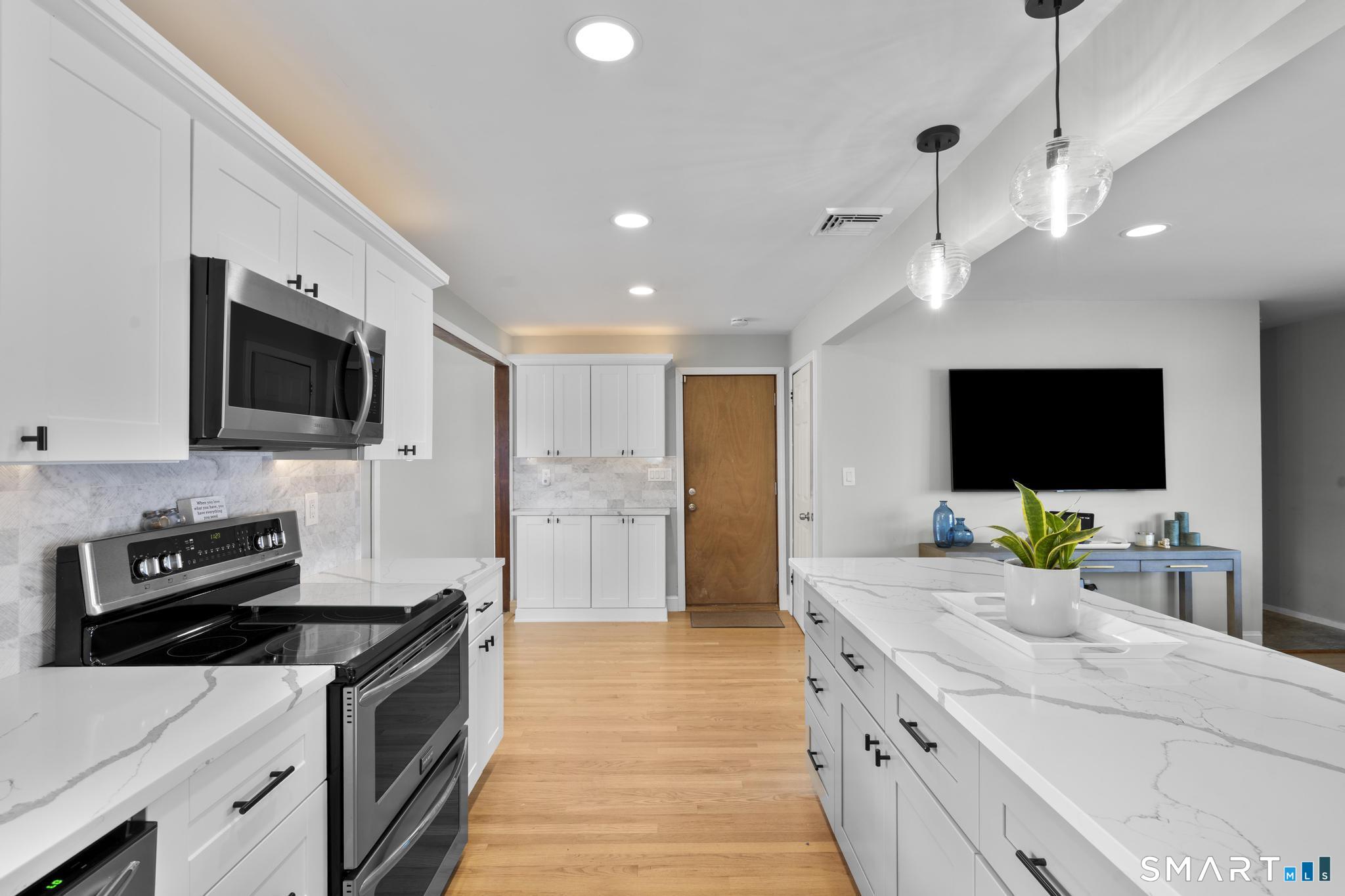 50 Silliman Road Wallingford, CT 06492 - Photo 12 of 35