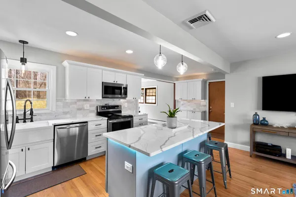 $440,000 | 50 Silliman Road, Wallingford, CT 06492