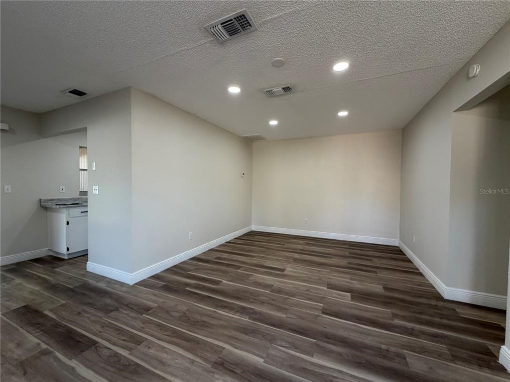 1244 London Avenue Spring Hill, FL 34606 - Photo 3 of 9