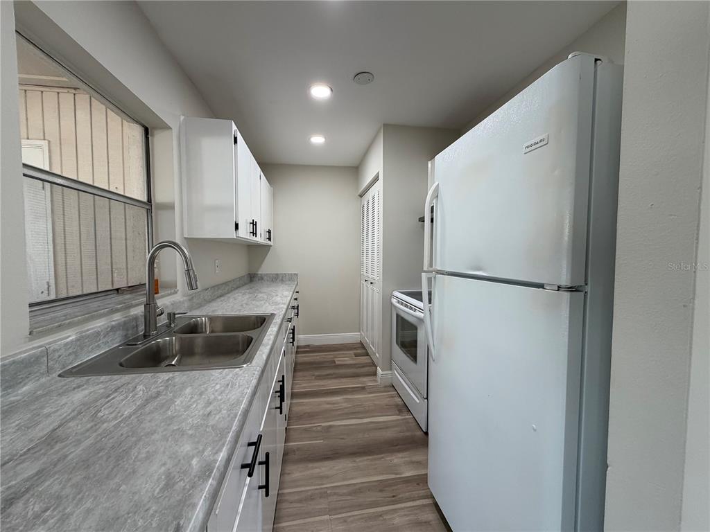 1244 London Avenue Spring Hill, FL 34606 - Photo 4 of 9