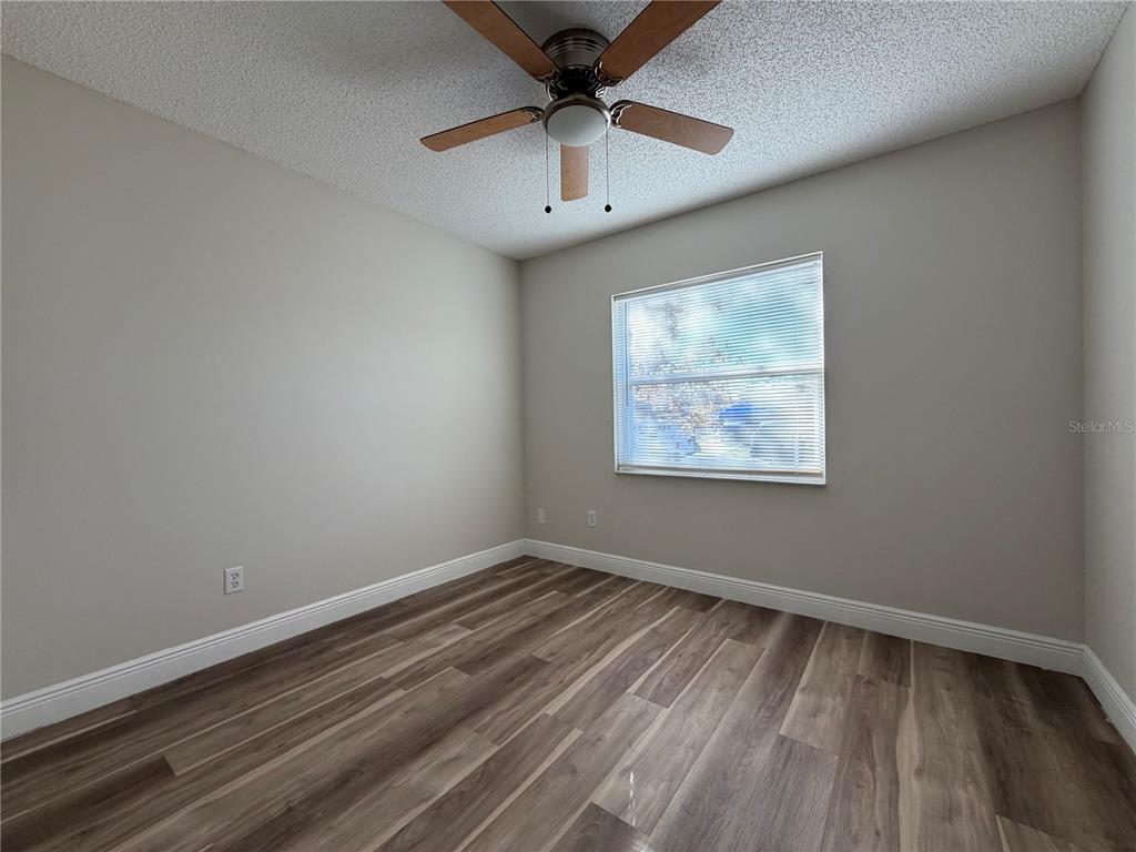 1244 London Avenue Spring Hill, FL 34606 - Photo 5 of 9