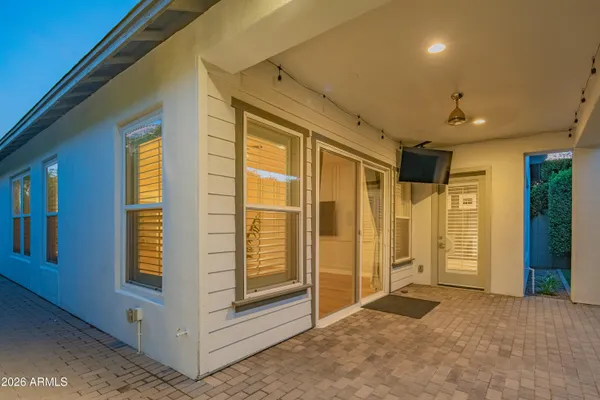 $1,195,000 | 3850 East Crittenden Lane, Phoenix, AZ 85018