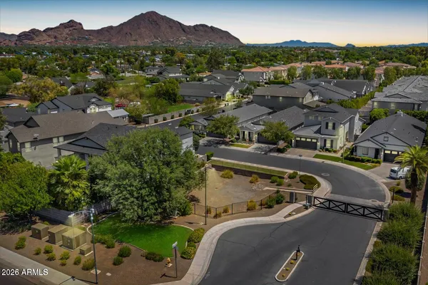$1,195,000 | 3850 East Crittenden Lane, Phoenix, AZ 85018