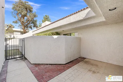 $299,999 | 32505 Candlewood Drive, Unit 87, Cathedral City, CA 92234