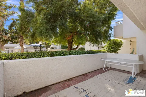 $299,999 | 32505 Candlewood Drive, Unit 87, Cathedral City, CA 92234