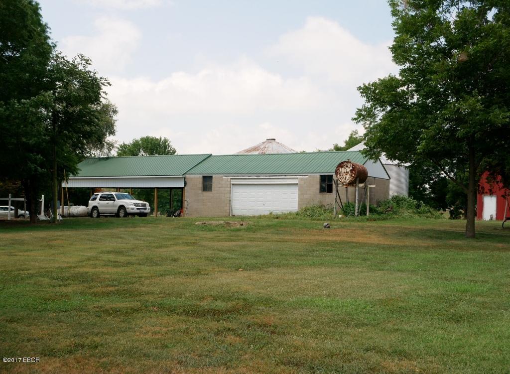 5280 Brown Road Galatia, IL 62935 - Photo 4 of 29