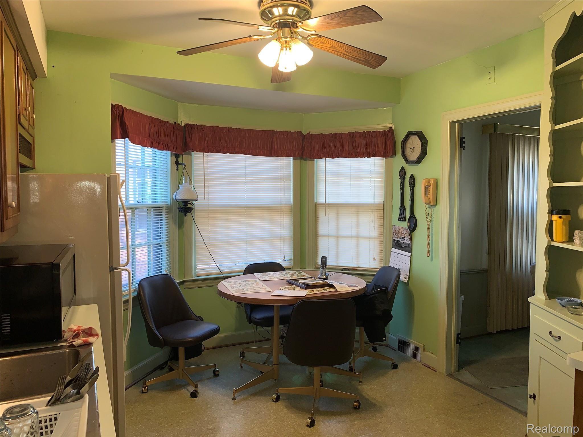 14627 Stahelin Road Detroit, MI 48223 - Photo 11 of 17 IMG_1628.JPG
