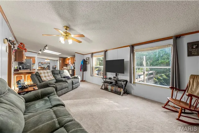 $185,000 | 6012 Isaac Way, Cedar Hill, MO 63016