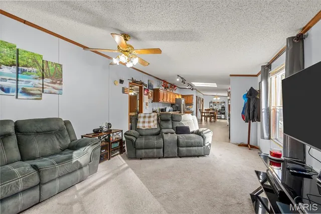 $185,000 | 6012 Isaac Way, Cedar Hill, MO 63016