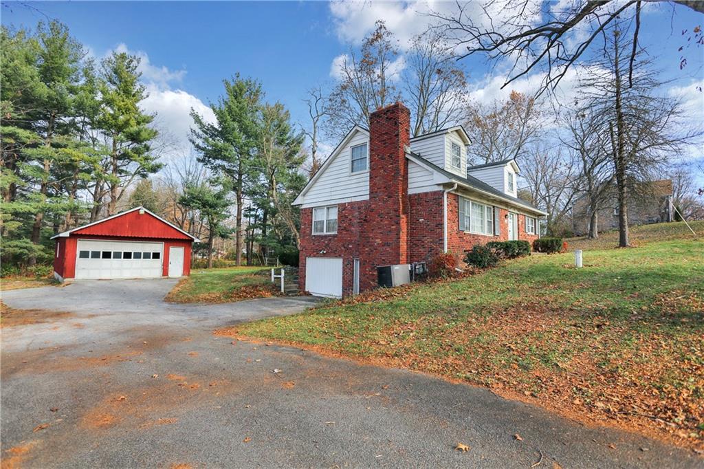 720 West Banta Road Indianapolis, IN 46217 - Photo 5 of 43 Gallery Image 5