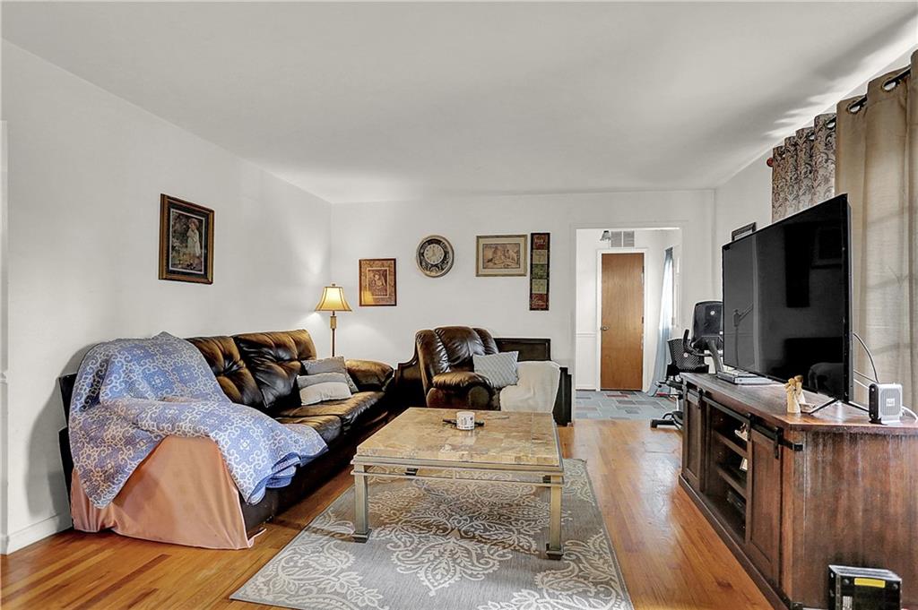720 West Banta Road Indianapolis, IN 46217 - Photo 9 of 43 Gallery Image 9