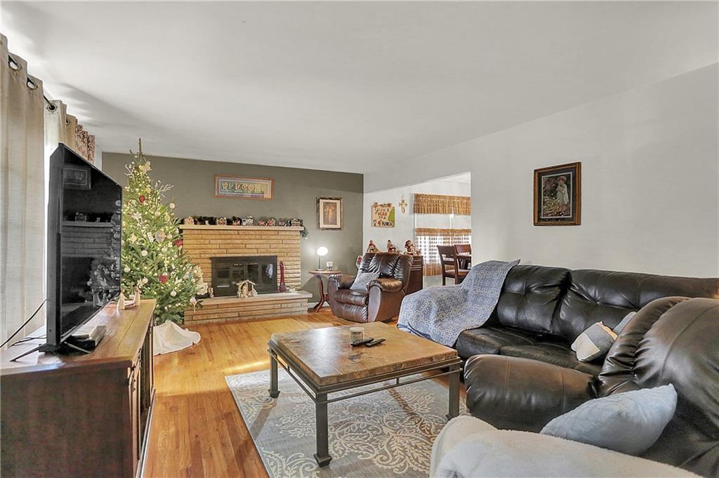 720 West Banta Road Indianapolis, IN 46217 - Photo 10 of 43 Gallery Image 10