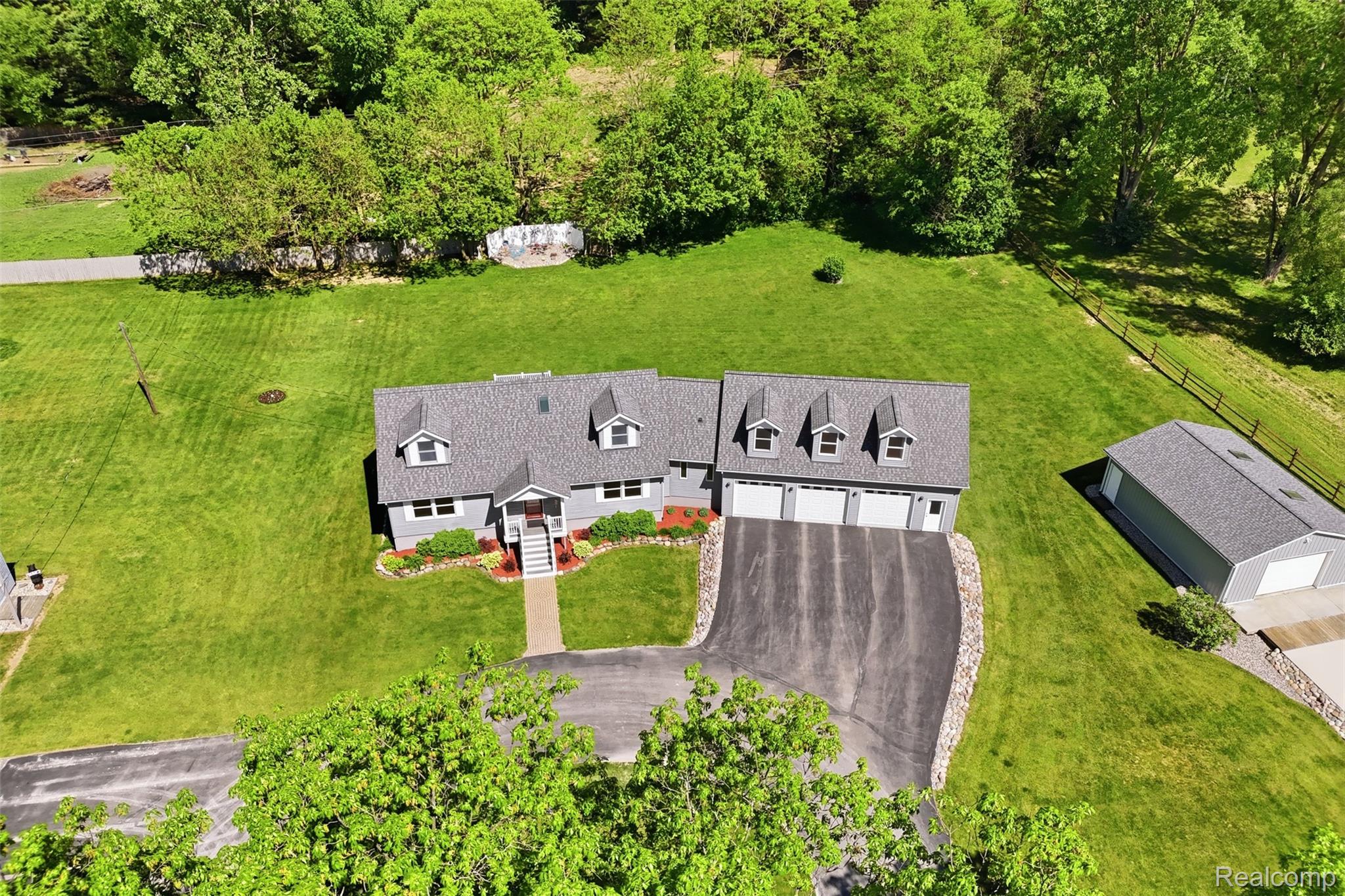 7060 Sheldon Road Whitmore Lake, MI 48189 - Photo 65 of 76 55.jpg