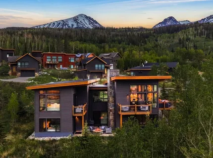 $3,250,000 | 814 Maryland Creek Road, Silverthorne, CO 80498