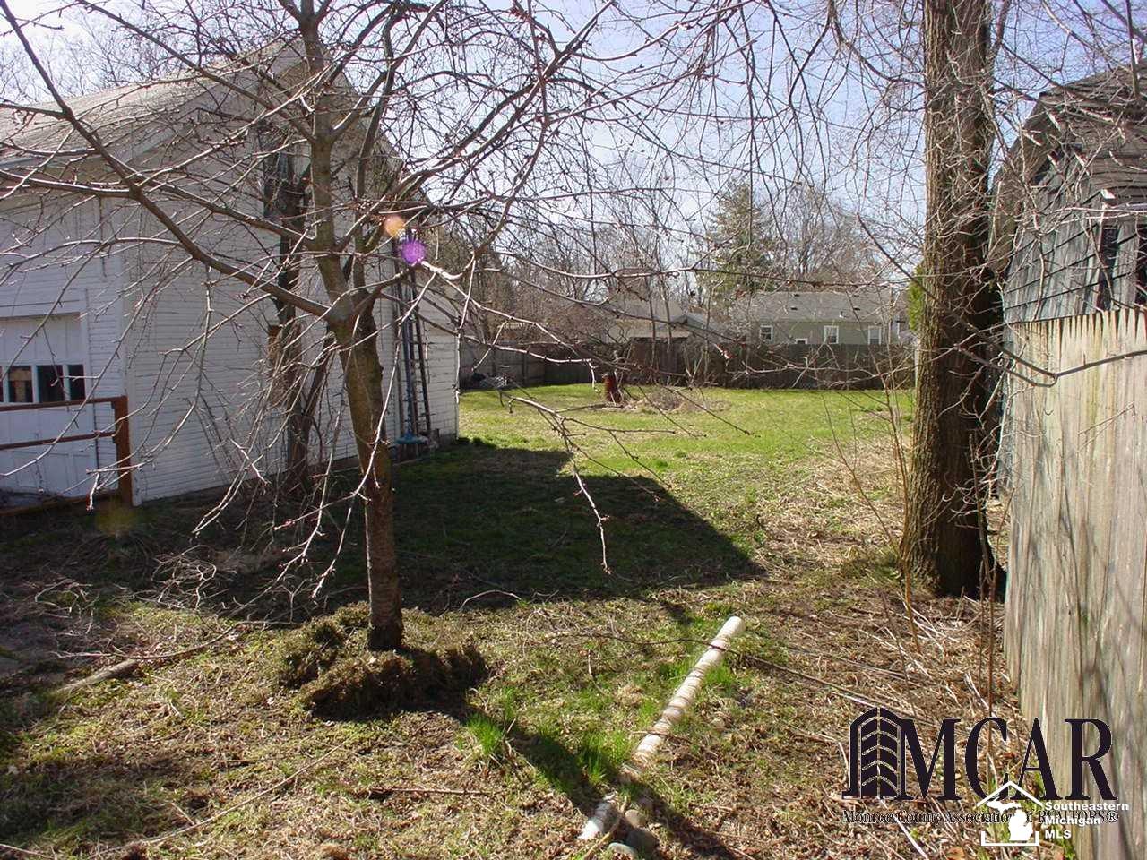 1065 West Temperance Road Temperance, MI 48182 - Photo 6 of 24