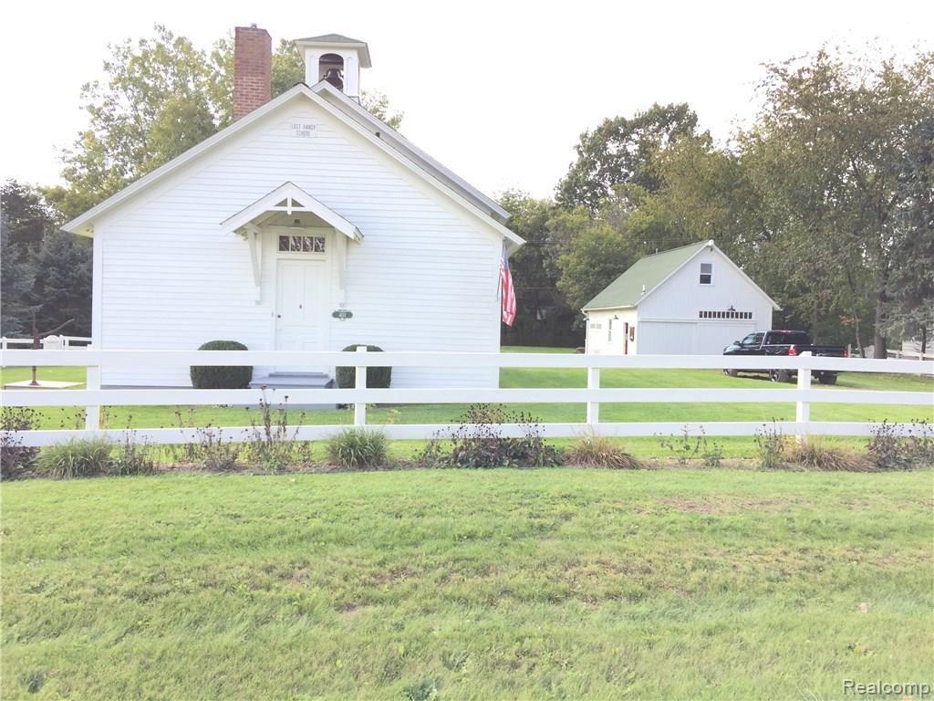 4111 Hogback Road Fowlerville, MI 48836 - Photo 1 of 17 IMG_3370.JPG