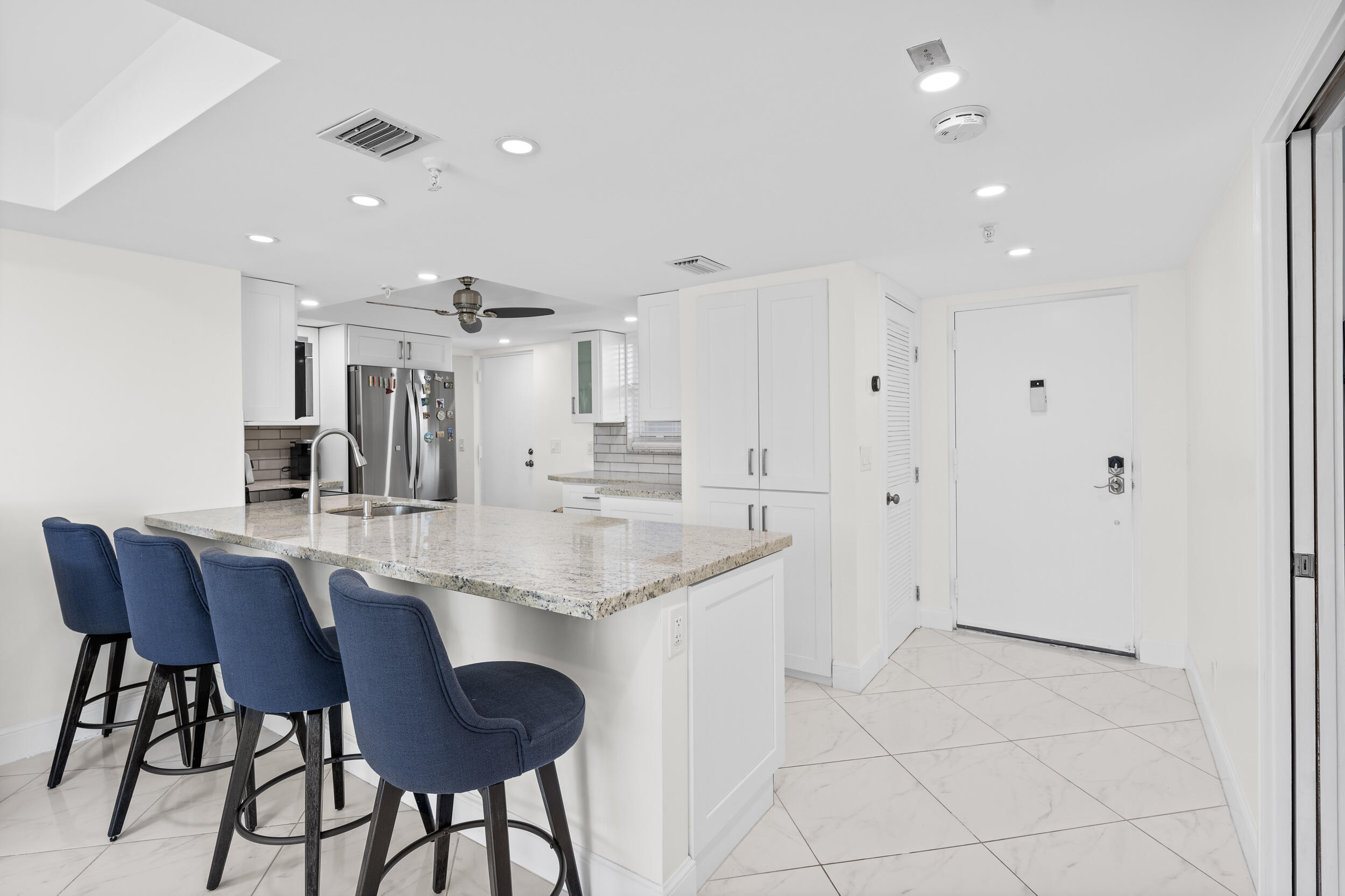 198 Northwest 67th Street, Unit 307 Boca Raton, FL 33487 - Photo 1 of 38 _jjl3782