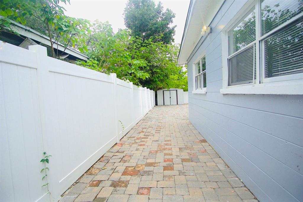 601 Lime Tree Road Tampa, FL 33619 - Photo 29 of 37 Gallery Image 29