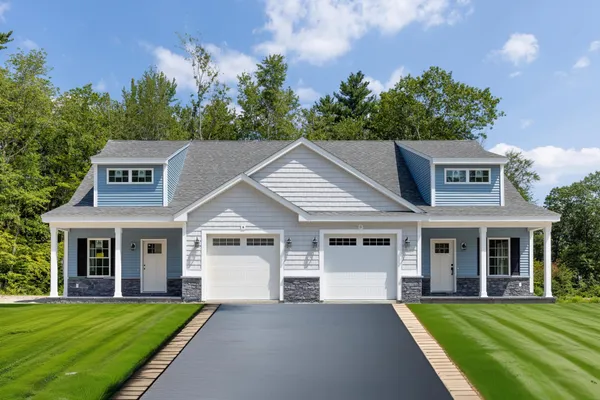 $650,000 | 2 Cameron Court, Unit 2, Hampstead, NH 03841