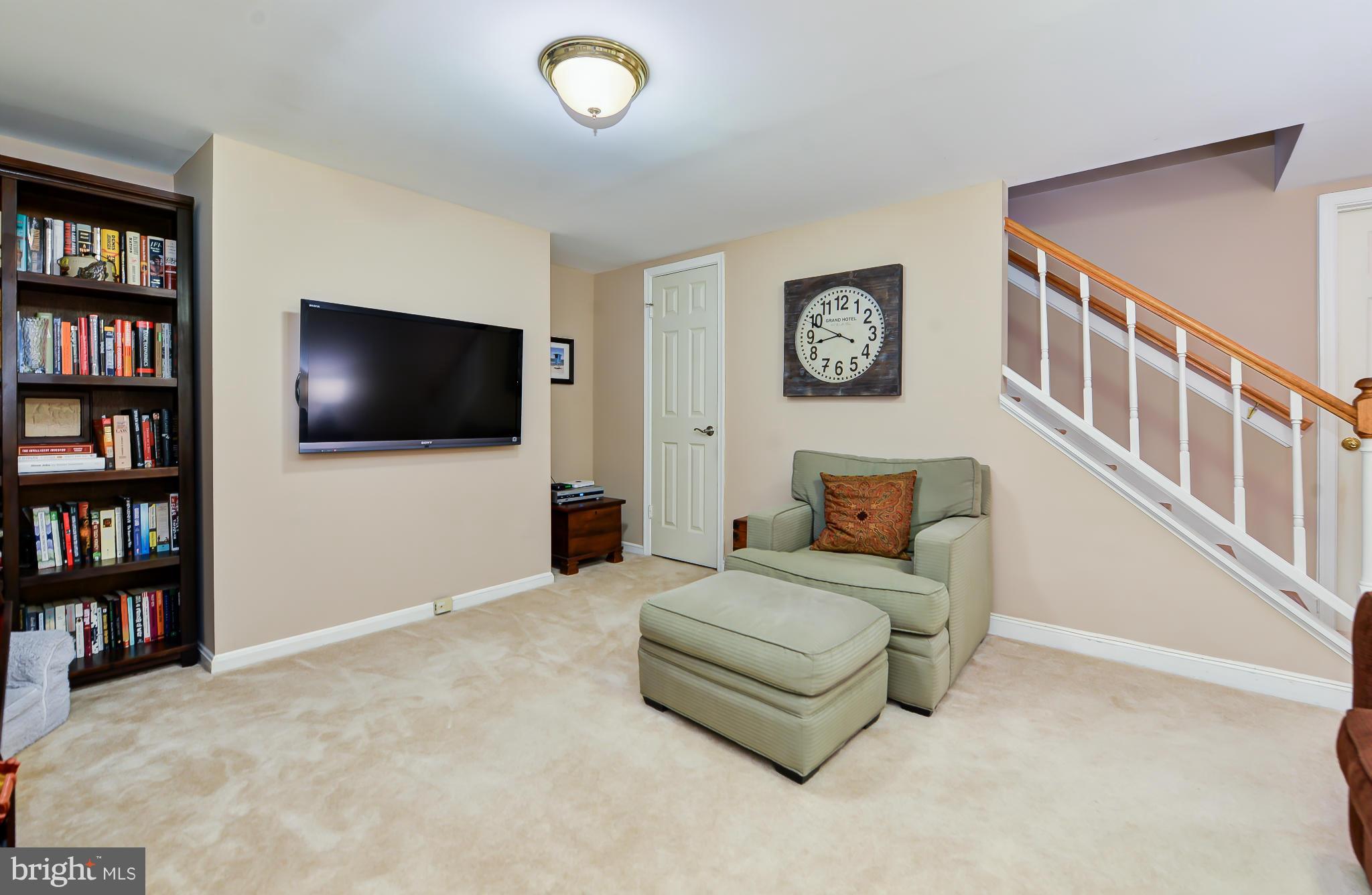 1115 Portner Road Alexandria, VA 22314 - Photo 23 of 30 Family Room