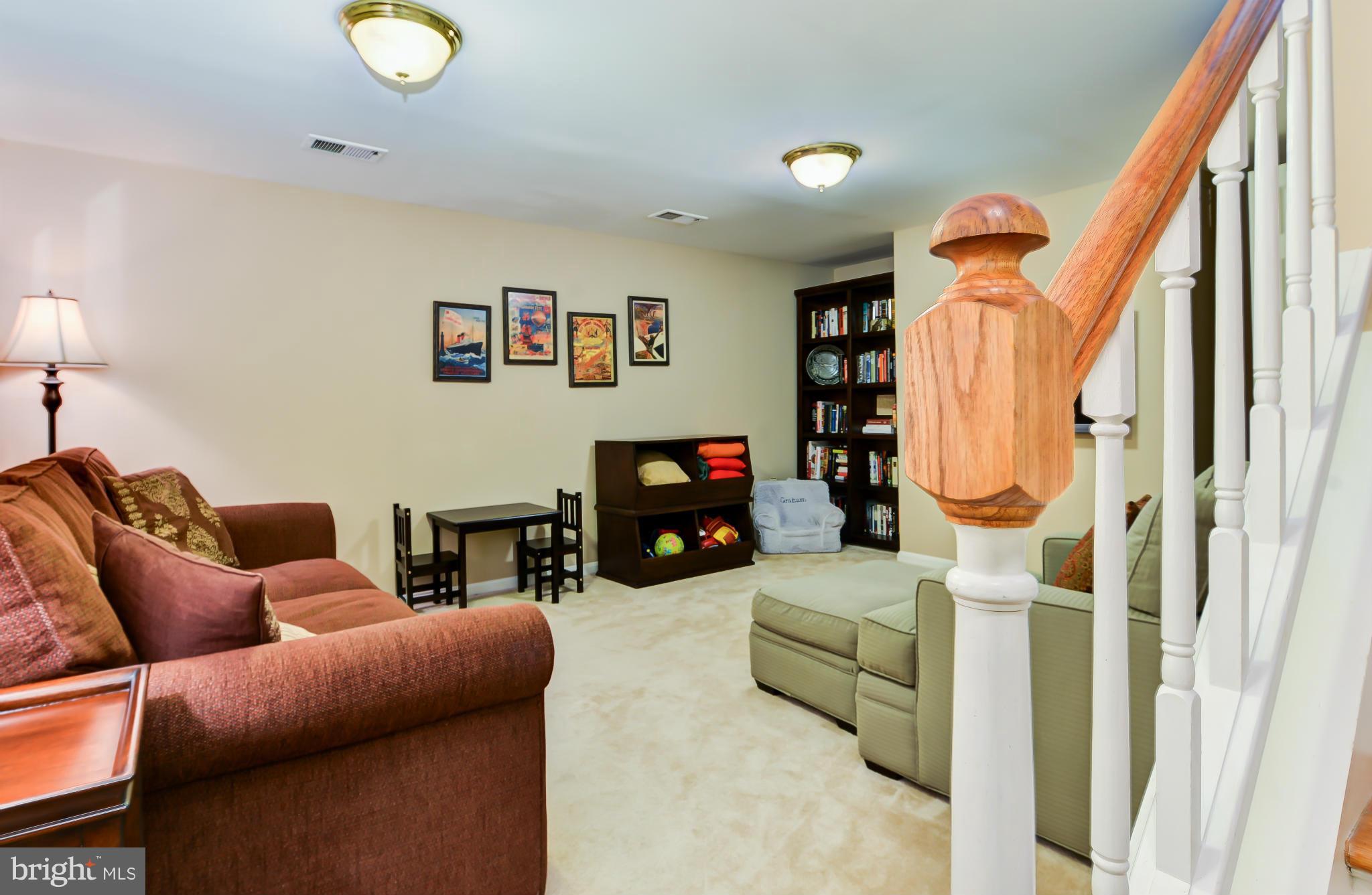 1115 Portner Road Alexandria, VA 22314 - Photo 27 of 30 Family Room