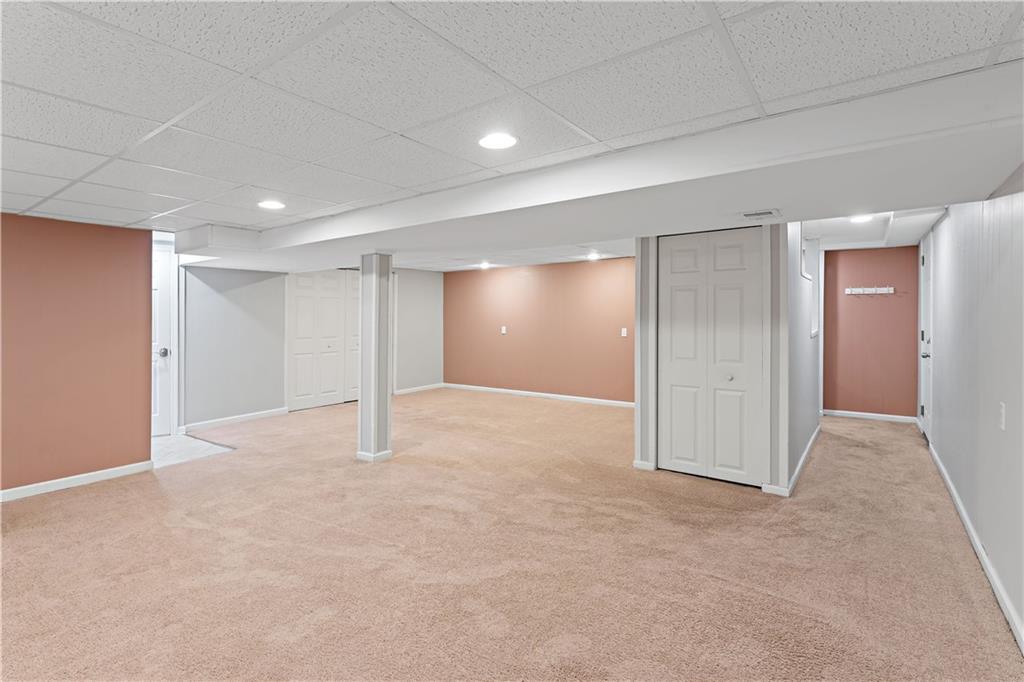 210 East Harbison Road Pittsburgh, PA 15205 - Photo 24 of 39