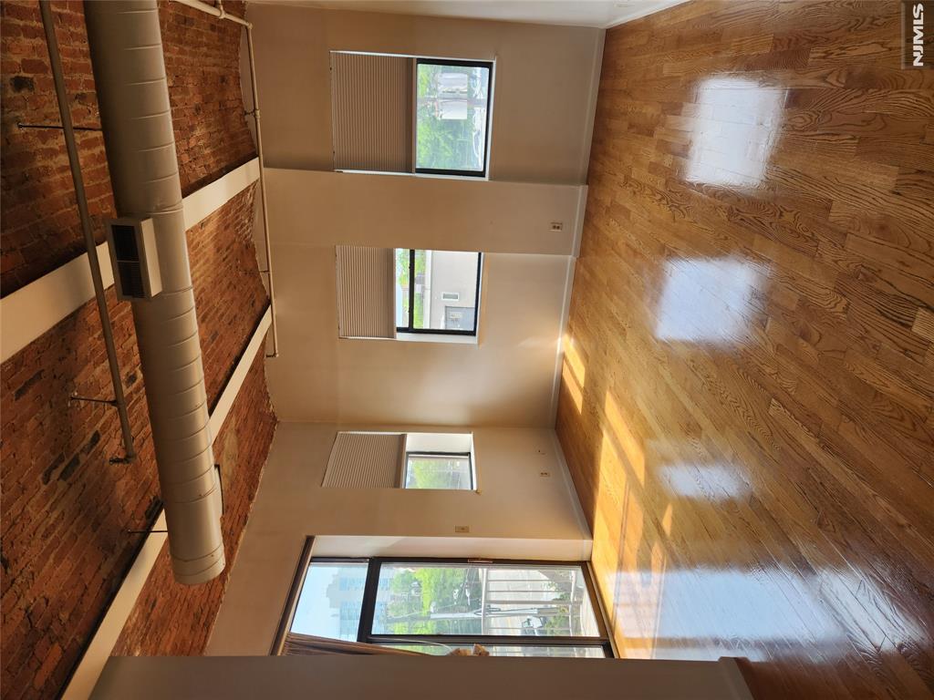 840 River, Unit 307 Edgewater, NJ 07020 - Photo 7 of 13