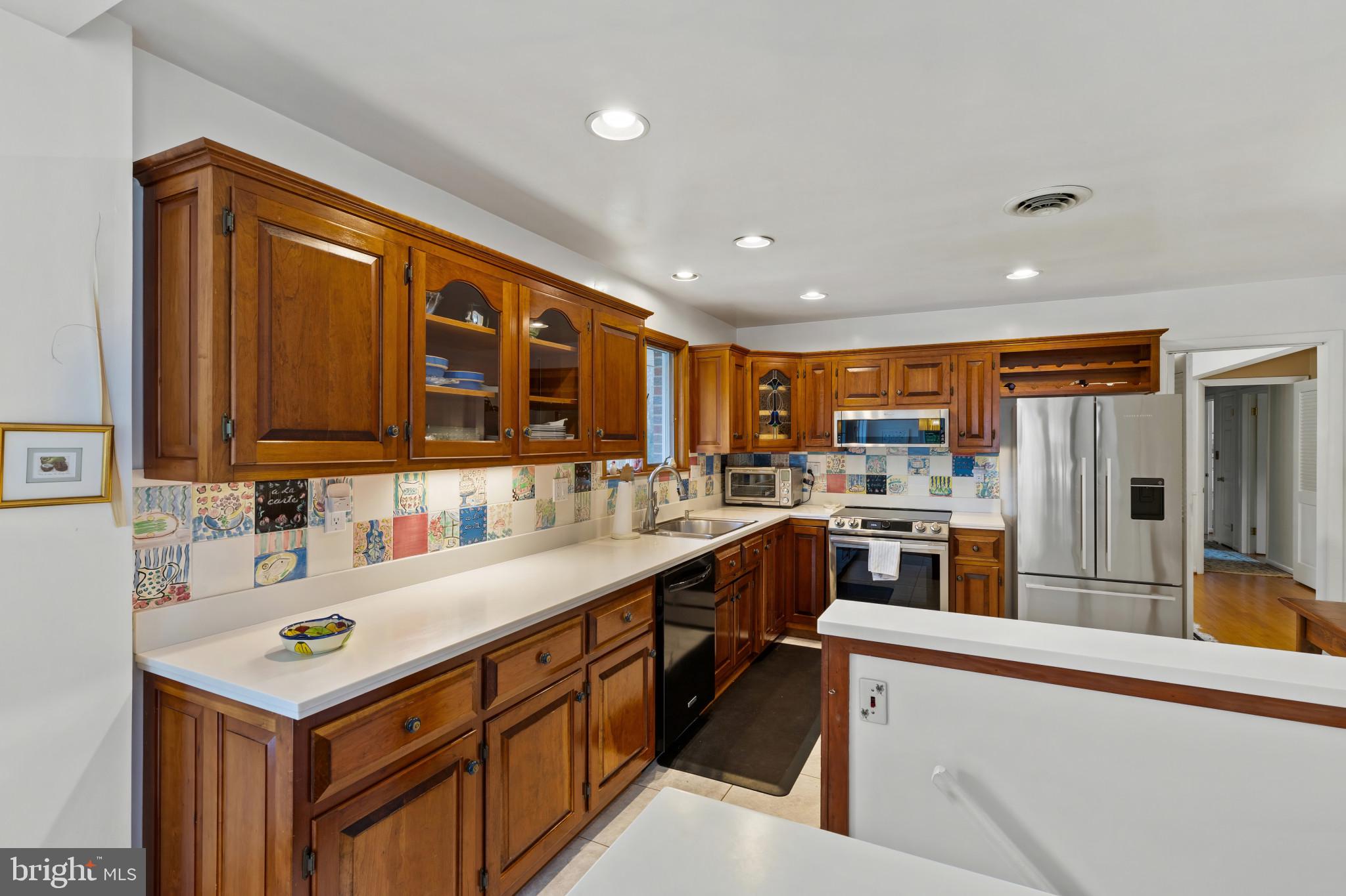 8419 High Ridge Road Ellicott City, MD 21043 - Photo 17 of 49 Gallery Image 17