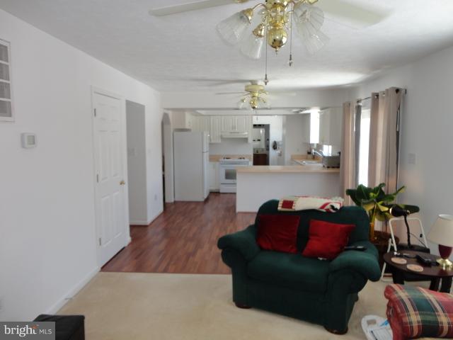 25383 Independence Road Unionville, VA 22567 - Photo 10 of 25 Family Room